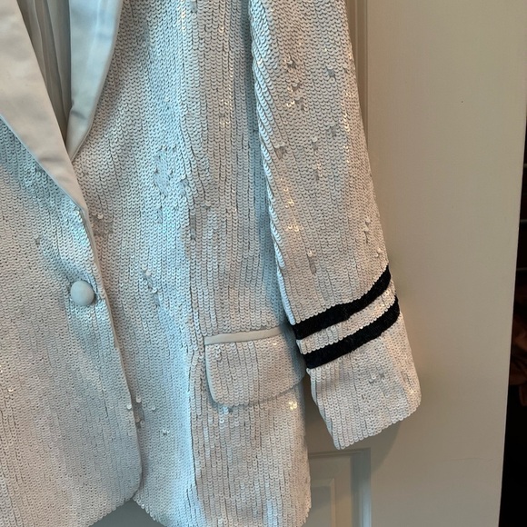L’AGENCE White And Navy Sequin Blazer - Picture 10 of 16